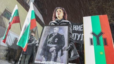 Луковмарш: Шествие и антишествие се проведоха в София (ВИДЕО+СНИМКИ)