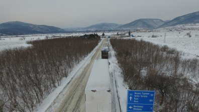 Затвориха Прохода на Републиката заради катастрофирал ТИР