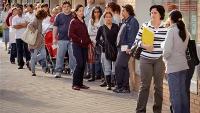 Безработните в Испания минаха 5 милиона