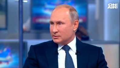 Путин отговаря на въпроси в "пряка линия"