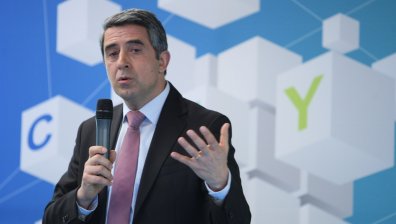 Плевнелиев: Електронното правителство ще бори най-ефективно корупцията