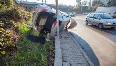 Една жертва в 14 тежки катастрофи в страната за ден