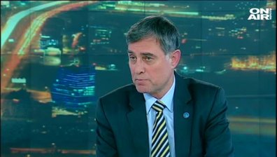 Съби Събев: Безконтролното влизане на бежанци трябва да спре