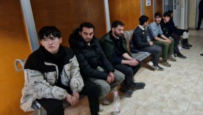 Задържаха 33-годишен грузинец за превоз на мигранти у нас, грозят го до 6 години затвор