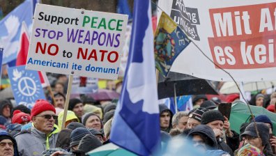 "Въстание за мир": Хиляди германци излязоха на протест срещу войната в Украйна