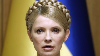 Юлия Тимошенко се извини от името на всички политици