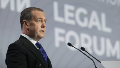 Медведев: Войната в Близкия изток ще продължи, докато не бъде създадена независима Палестина