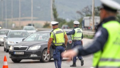 МВР залови 38 пияни и 17 дрогирани шофьори за ден