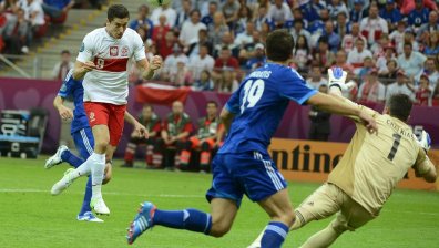 Гърция изпусна сензация на старта на Евро 2012