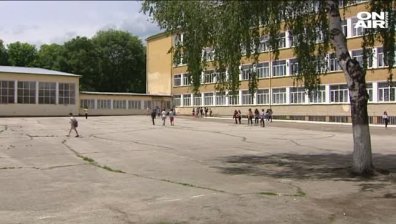 На прага на първия учебен ден: Над 680 хил. българчета тръгват на училище
