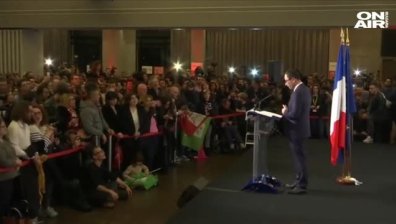Крах за бившия премиер Манюел Валс на първичните избори при социалистите
