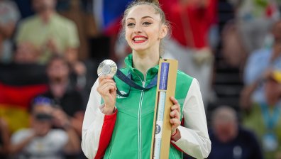 Сълзите и емоциите на Боряна Калейн след историческия медал от Игрите в Париж