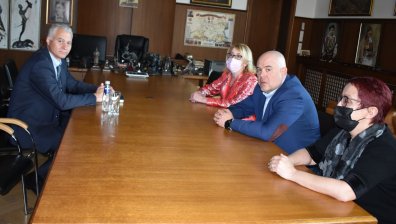 Гешев прие новите шефове на ДАНС и ГДБОП