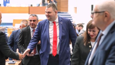 Делян Пеевски: В понеделник&nbsp;мистър Кеш&nbsp;да даде третия мандат