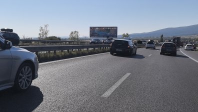 Огромно задръстване на АМ "Тракия" в посока София