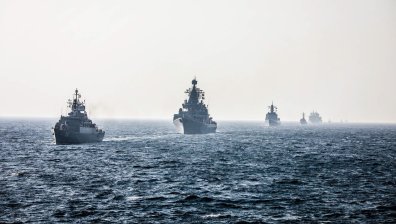 Китай: Армията ни прогони ескадрен миноносец на САЩ