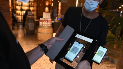 Мобилно приложение показва валиден ли е Ковид сертификатът ни