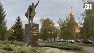 Събориха паметника на Александър Невски в Харков