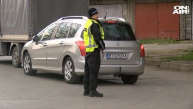 Над 30 души са задържани при акцията срещу телефонните измамници в Горна Оряховица