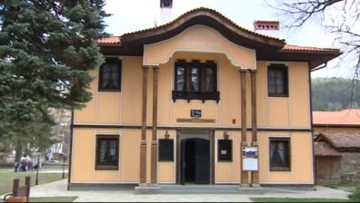 Институциите преразглеждат решението за Копривщица