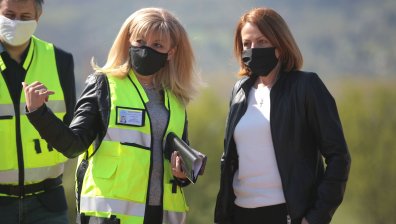 Фандъкова и Аврамова инспектираха строежа на Околовръстното