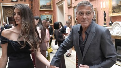 Пламна имение на Джордж Клуни във Франция