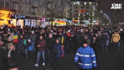 Многохилядни протести в Румъния срещу амнистията на корумпирани политици