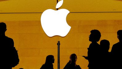 Apple, Nike и Amazon пропищяха от митата, докато Тръмп прогнозира космически печалби