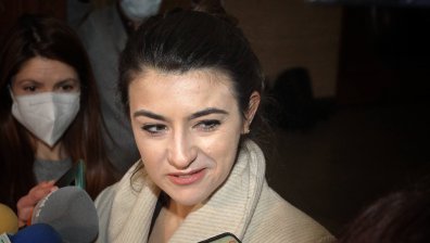 Лена Бориславова с първи думи след разпита в прокуратурата