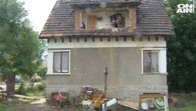 19-годишна хвърли бебето си от тераса в Златица, детето е настанено в "Пирогов"