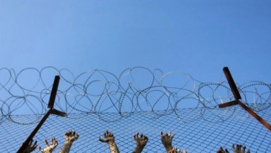 Баща ще лежи 17 години в затвор, изнасилил дъщеря си