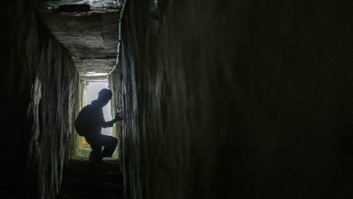 Дълги общо 500 км и с множество разклонения - какво се знае за тунелите на "Хамас"?