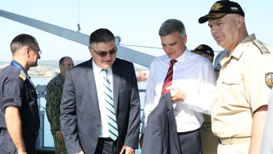 Военният министър: България трябва да инвестира в своята армия