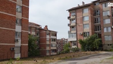 Смрад на оборска тор тормози жители на Велико Търново