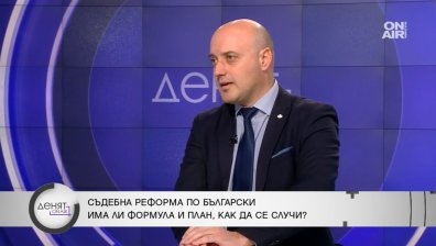 "Продължаваме промяната" и ДБ подписаха коалиционно споразумение: Борбата е за доверие