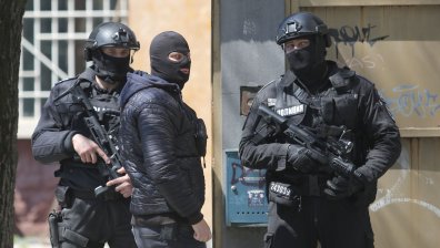 ГДБОП щракна белезниците на президента на "Марек" заради контрабанда на цигари