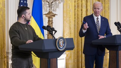 Намалява подкрепата на американците към доставките на оръжия за Украйна