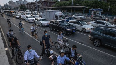 В Китай изтеглят 2 млн. автомобила с нисък екологичен стандарт