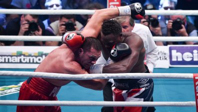 Треньорът на Пулев вярва, че българинът може да спечели с нокаут срещу Чисора