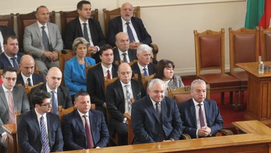 Ще загубим ли 724 млн. лв. по Плана? ГЕРБ заподозря лобистки интереси в енергетиката