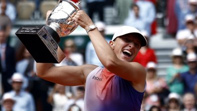 Ига Швьонтек превзе "Ролан Гарос" за трета поредна година