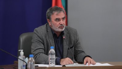 МЗ връща със заповед задължителните маски в болниците