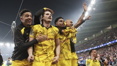 "Борусия" е на финал в Шампионската лига, греди сломиха ПСЖ