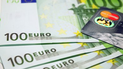 Финансовият министър Горанов се отчита пред ЕП