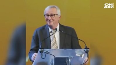 Юнкер като Мей: Затанцува по време на реч в Брюксел