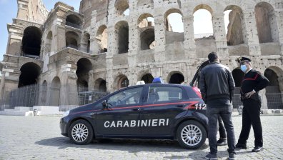 "Призрачен град" - как Рим опустя по Великден заради Ковид-19