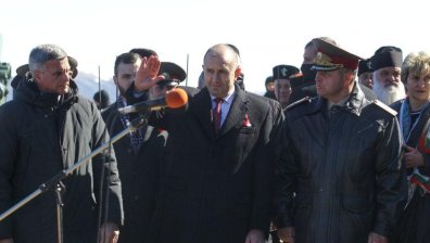 И на 3 март политиците не успяха да загърбят различията си (ОБЗОР)
