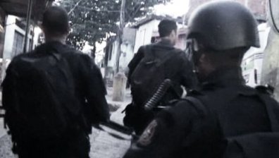 Полиция и армия провериха беден квартал в Рио де Жанейро