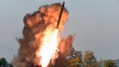 Япония и Южна Корея наложиха поредица от санкции на Русия и КНДР