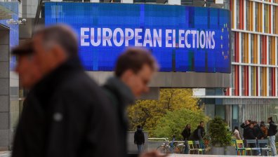 Възрастни европейци апелират младите да гласуват на евроизборите